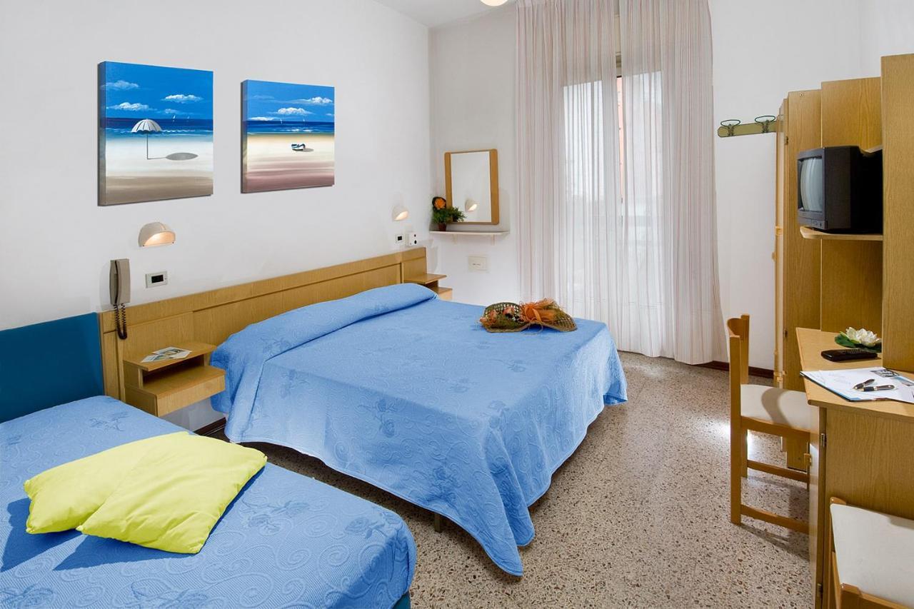 Hotel Granada Cattolica Dış mekan fotoğraf