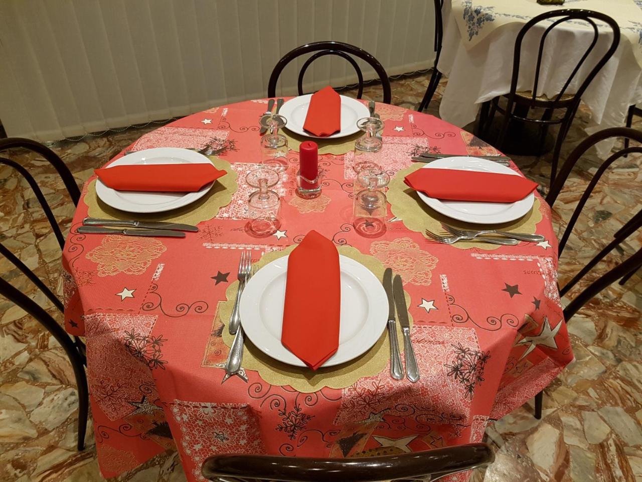 Hotel Granada Cattolica Dış mekan fotoğraf