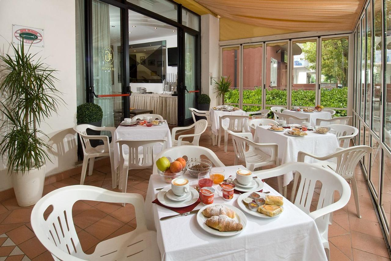 Hotel Granada Cattolica Dış mekan fotoğraf