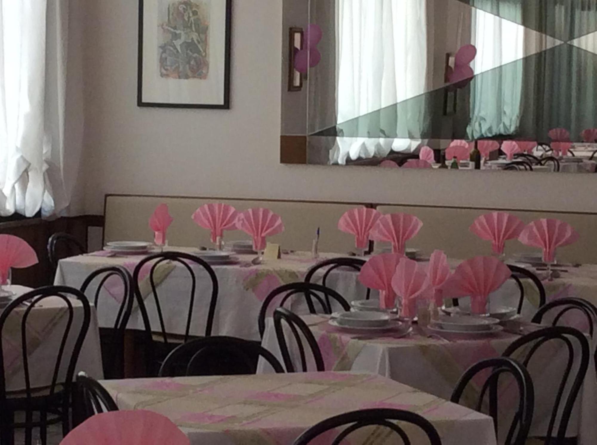 Hotel Granada Cattolica Dış mekan fotoğraf